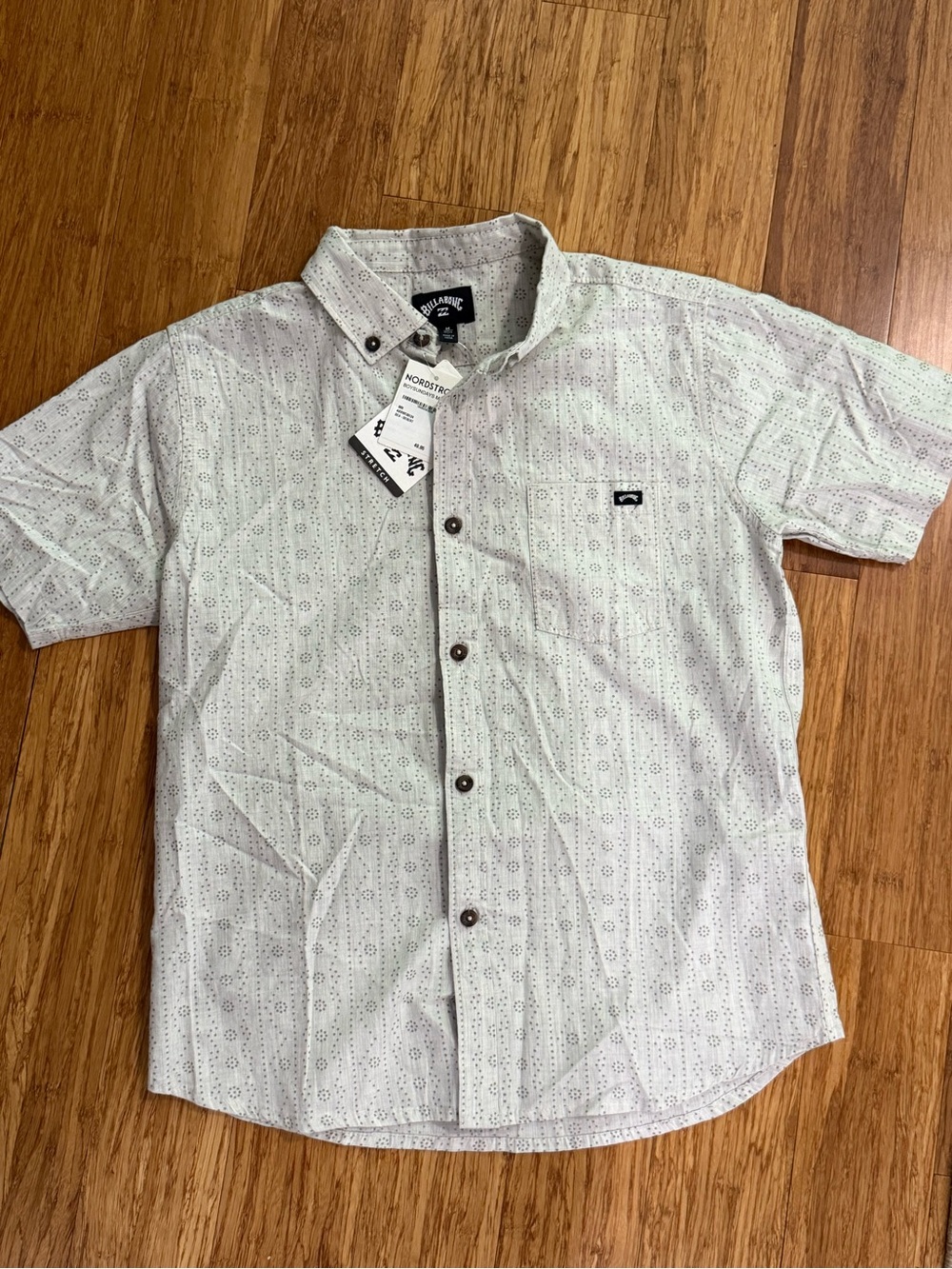 NWT Billabong Button-Down Shirt